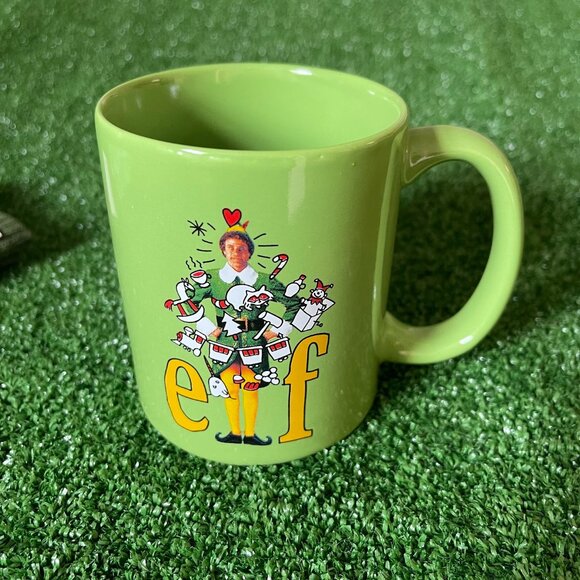 Buddy The Elf Holidays 3 Piece Gift Set 12 oz. Mug, Crew Socks, and Keychain NEW - Picture 4 of 14